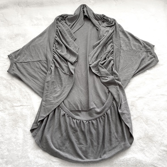 Uniform JPR Grey Frill Cardigan - Picture 1 of 2